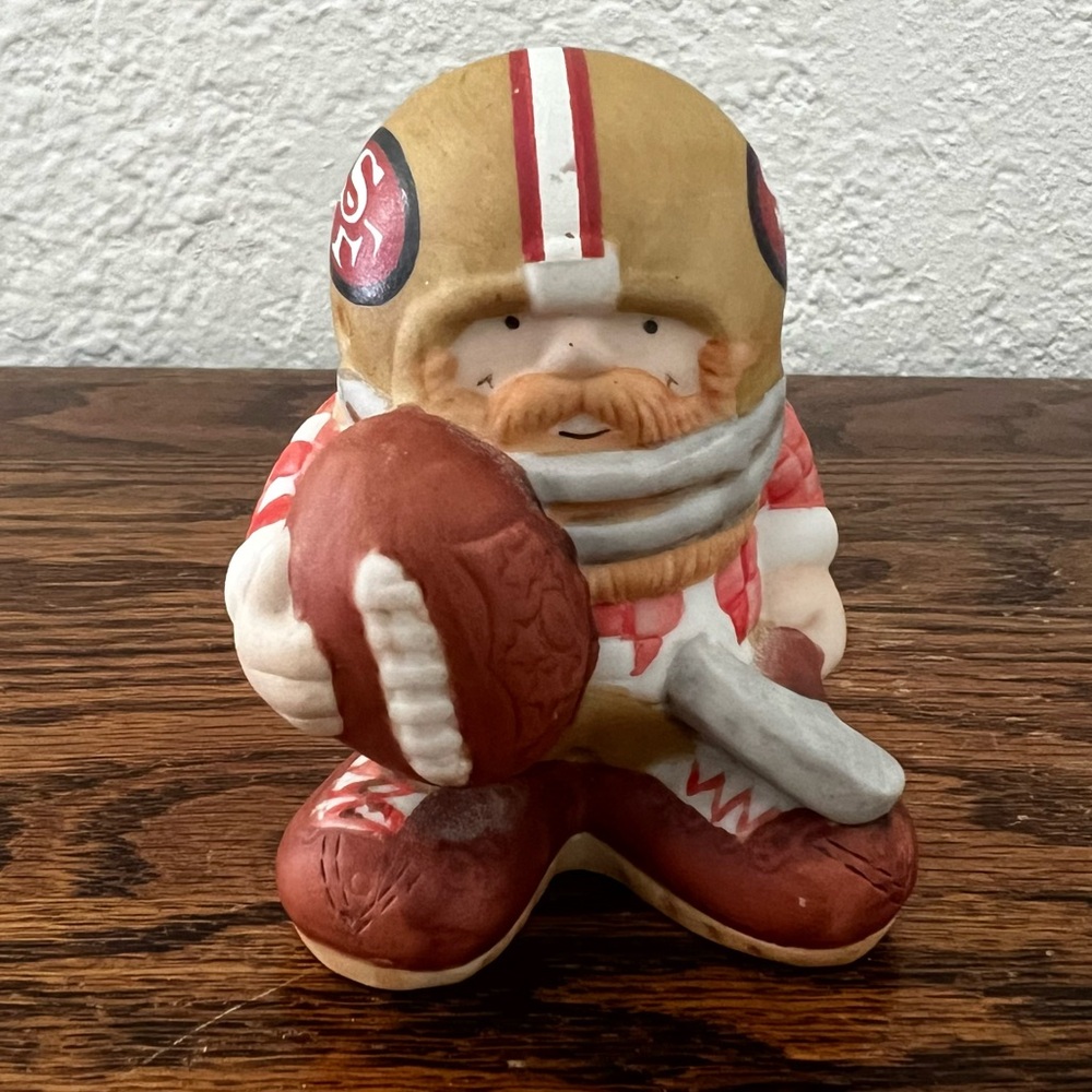 Vintage San Francisco 49ers 1983 NFL HUDDLES Porcelain Mascot Figurine 80s